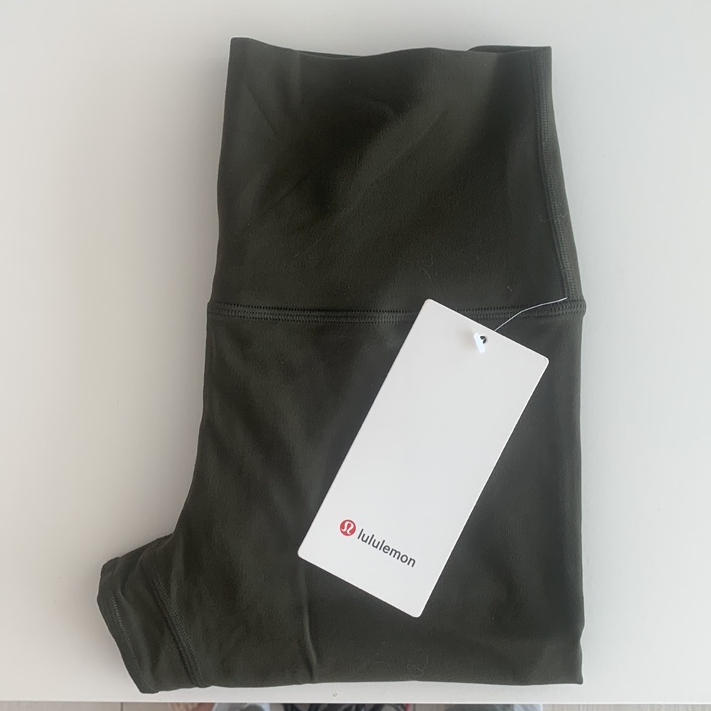 LULULEMON Brand New Legging Army Green - Picture 2 of 3